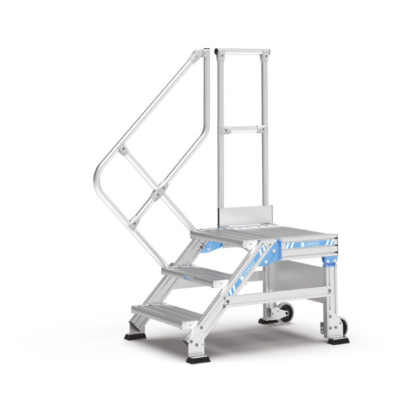 Homlokkerekes dobogós lépcső